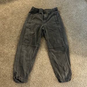 Adjustable Mid-Rise Cargo Type Pant